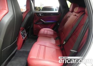 Porsche Cayenne 3.0 E-하이브리드 2020 года из Южной Кореи
