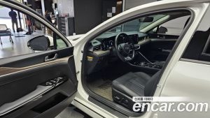 Kia K5 1.6 Turbo 2020 года из Южной Кореи
