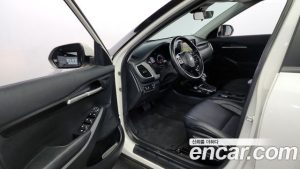 Kia Seltos Бензин 1.6 Turbo 2WD 2022 года из Южной Кореи
