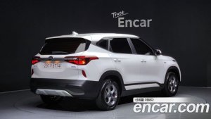 Kia Seltos Бензин 1.6 Turbo 2WD 2022 года из Южной Кореи