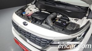 Kia Seltos Бензин 1.6 Turbo 2WD 2022 года из Южной Кореи