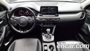 Kia Seltos Бензин 1.6 Turbo 2WD 2022 года из Южной Кореи