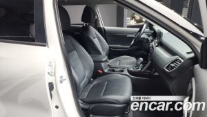 Kia Seltos Бензин 1.6 Turbo 2WD 2022 года из Южной Кореи