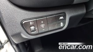 Kia Seltos Бензин 1.6 Turbo 2WD 2022 года из Южной Кореи