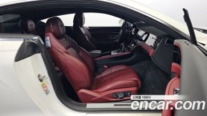 Bentley Continental 4.0 GT 2020 года из Южной Кореи