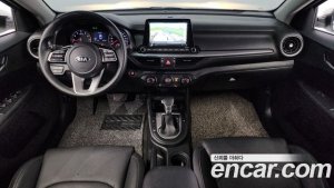 Kia K3 2020 года из Южной Кореи