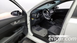Kia K3 2020 года из Южной Кореи
