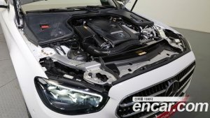 Mercedes-Benz E-Class E250 Avantgarde 2021 года из Южной Кореи