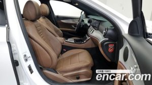 Mercedes-Benz E-Class E250 Avantgarde 2021 года из Южной Кореи