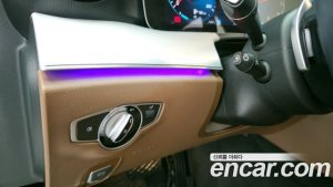 Mercedes-Benz E-Class E250 Avantgarde 2021 года из Южной Кореи
