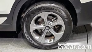 Kia Seltos Бензин 1.6 Turbo 2WD 2022 года из Южной Кореи