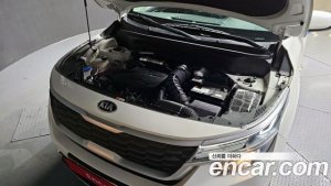 Kia Seltos Бензин 1.6 Turbo 2WD 2022 года из Южной Кореи