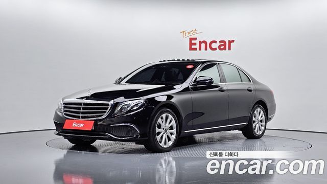 Mercedes-Benz E-Class E220d Exclusive 2019 года из Кореи