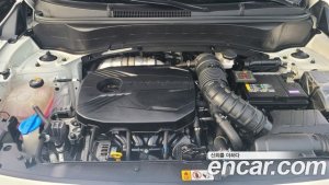 Kia Seltos Бензин 1.6 Turbo 2WD 2022 года из Южной Кореи