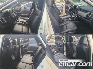 Kia Seltos Бензин 1.6 Turbo 2WD 2022 года из Южной Кореи