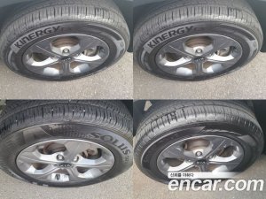 Kia Seltos Бензин 1.6 Turbo 2WD 2022 года из Южной Кореи
