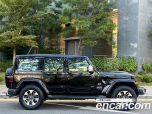 Jeep Wrangler 2.0 Overland Unlimited Top 4Door 2021 года из Южной Кореи