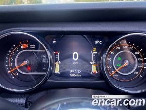 Jeep Wrangler 2.0 Overland Unlimited Top 4Door 2021 года из Южной Кореи