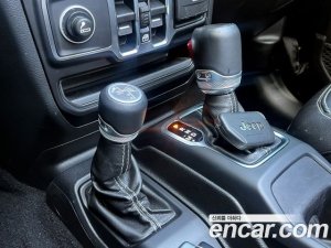 Jeep Wrangler 2.0 Overland Unlimited Top 4Door 2021 года из Южной Кореи
