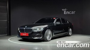 BMW 7-Series 730d xDrive Design Pure Excellence 2020 года из Южной Кореи