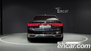 BMW 7-Series 730d xDrive Design Pure Excellence 2020 года из Южной Кореи