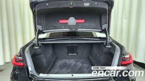 BMW 7-Series 730d xDrive Design Pure Excellence 2020 года из Южной Кореи