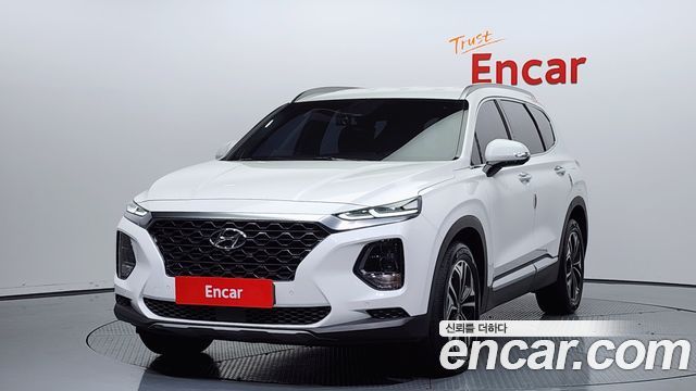 Hyundai Santafe Бензин 2.0T 2WD 2020 года из Кореи