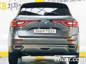 Renault-KoreaSamsung QM6 2.0 GDe RE Signature 2WD 2020 года из Южной Кореи