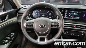 Kia K5 2.0 2020 года из Южной Кореи