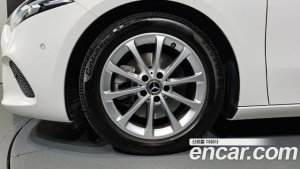 Mercedes-Benz A-Class A220 SEDAN 2020 года из Южной Кореи