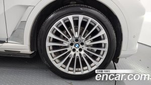 BMW X7 xDrive 30d Design Pure Excellence 6인승 2020 года из Южной Кореи