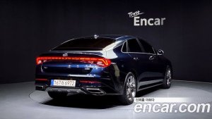 Kia K5 Signature 2021 года из Южной Кореи