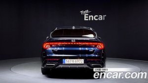 Kia K5 Signature 2021 года из Южной Кореи