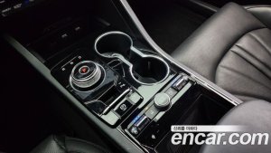 Kia K5 Signature 2021 года из Южной Кореи