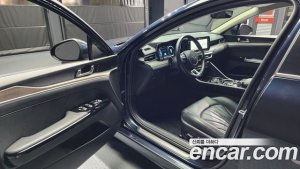 Kia K5 Signature 2021 года из Южной Кореи