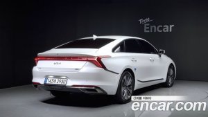 Kia K8 Signature 2022 года из Южной Кореи