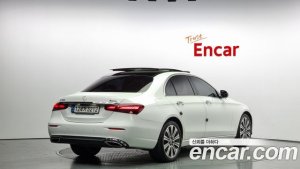 Mercedes-Benz E-Class E450 4MATIC Exclusive 2021 года из Южной Кореи