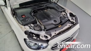 Mercedes-Benz E-Class E450 4MATIC Exclusive 2021 года из Южной Кореи