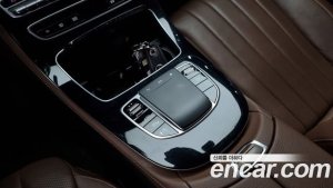 Mercedes-Benz E-Class E450 4MATIC Exclusive 2021 года из Южной Кореи