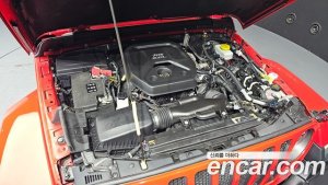 Jeep Wrangler 2.0 Overland Unlimited Top 4Door 80th Anniversary Edition 2021 года из Южной Кореи