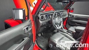Jeep Wrangler 2.0 Overland Unlimited Top 4Door 80th Anniversary Edition 2021 года из Южной Кореи