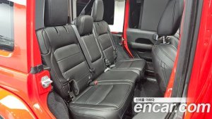 Jeep Wrangler 2.0 Overland Unlimited Top 4Door 80th Anniversary Edition 2021 года из Южной Кореи