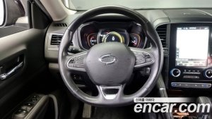 Renault-KoreaSamsung QM6 2.0 GDe Premiere 2WD 2020 года из Южной Кореи