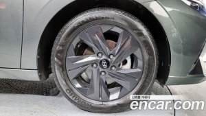 Hyundai AVANTE Inspiration 2021 года из Южной Кореи