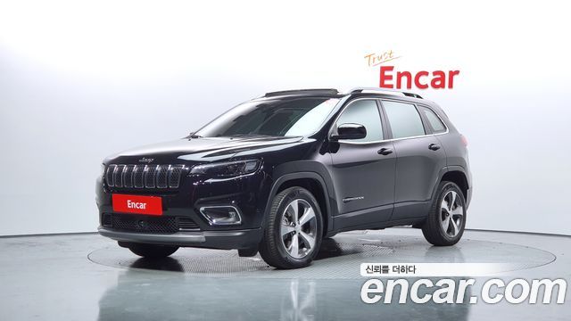 Jeep Cherokee 2.4 Limited 2WD 2021 года из Кореи