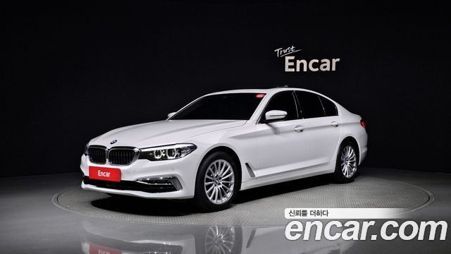 BMW 5-Series 520i Luxury 2020 года из Кореи