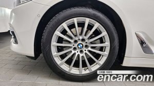 BMW 5-Series 520i Luxury 2020 года из Южной Кореи