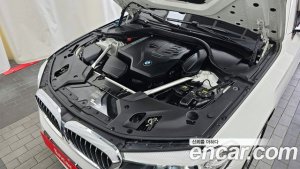 BMW 5-Series 520i Luxury 2020 года из Южной Кореи