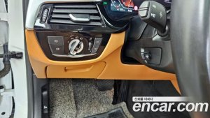 BMW 5-Series 520i Luxury 2020 года из Южной Кореи