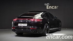 Porsche Panamera 3.0 AWD 2020 года из Южной Кореи